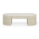 Mesa de centro grande Bella de 52" color crema con almacenamiento