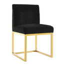 Silla de terciopelo negro